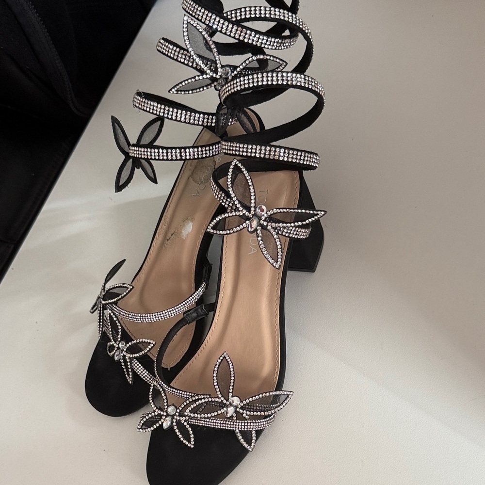 TOP Moda Black and Silver Strappy Heels
